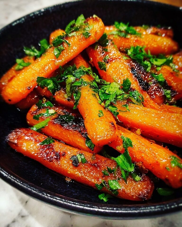 Honey Garlic Butter Carrots: A Deliciously Simple Side Dish Recipe