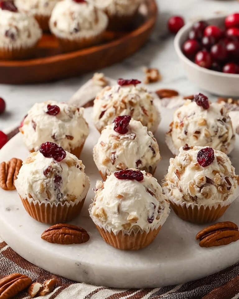 Sweet & Nutty Cranberry Pecan Cheese Bites Recipe